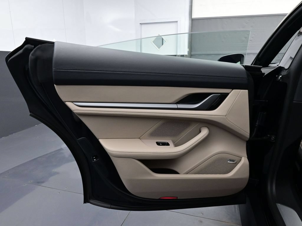 New 2026 Porsche Taycan 4S AWD/4WD image 12