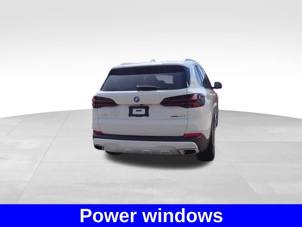 Used 2025 BMW X5 xDrive50e AWD/4WD image 14
