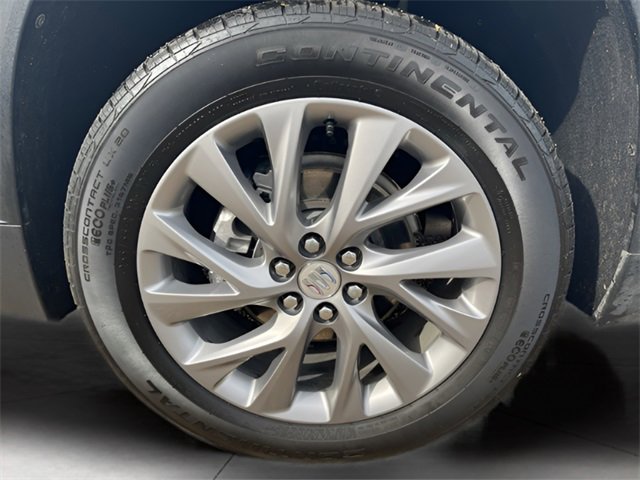 Used 2025 Buick Enclave Preferred image 12