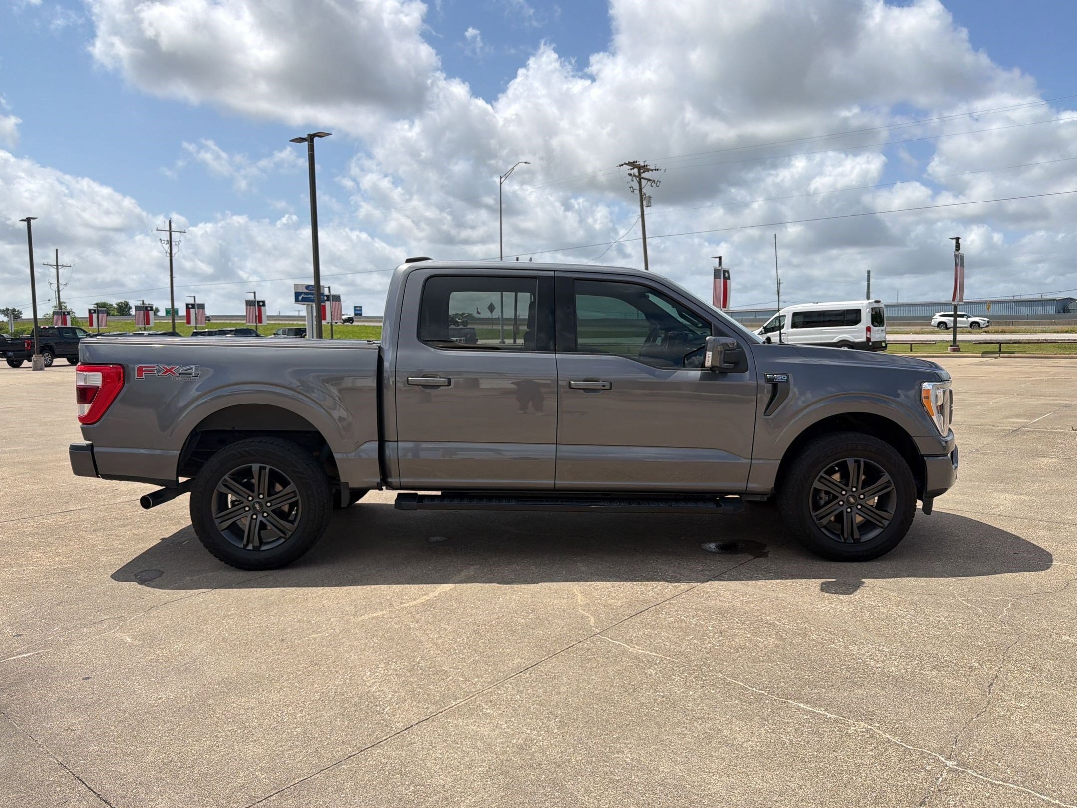 Used 2021 Ford F150 Lariat image 8