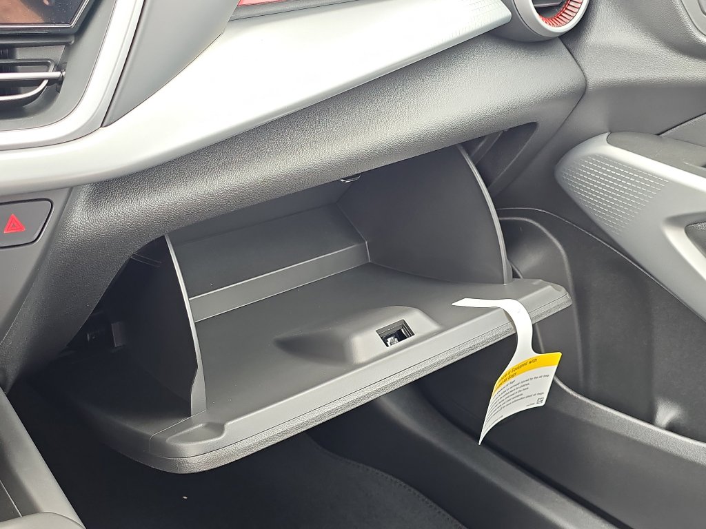 New 2025 Chevrolet Trax RS w/ Driver Confidence Package image 29