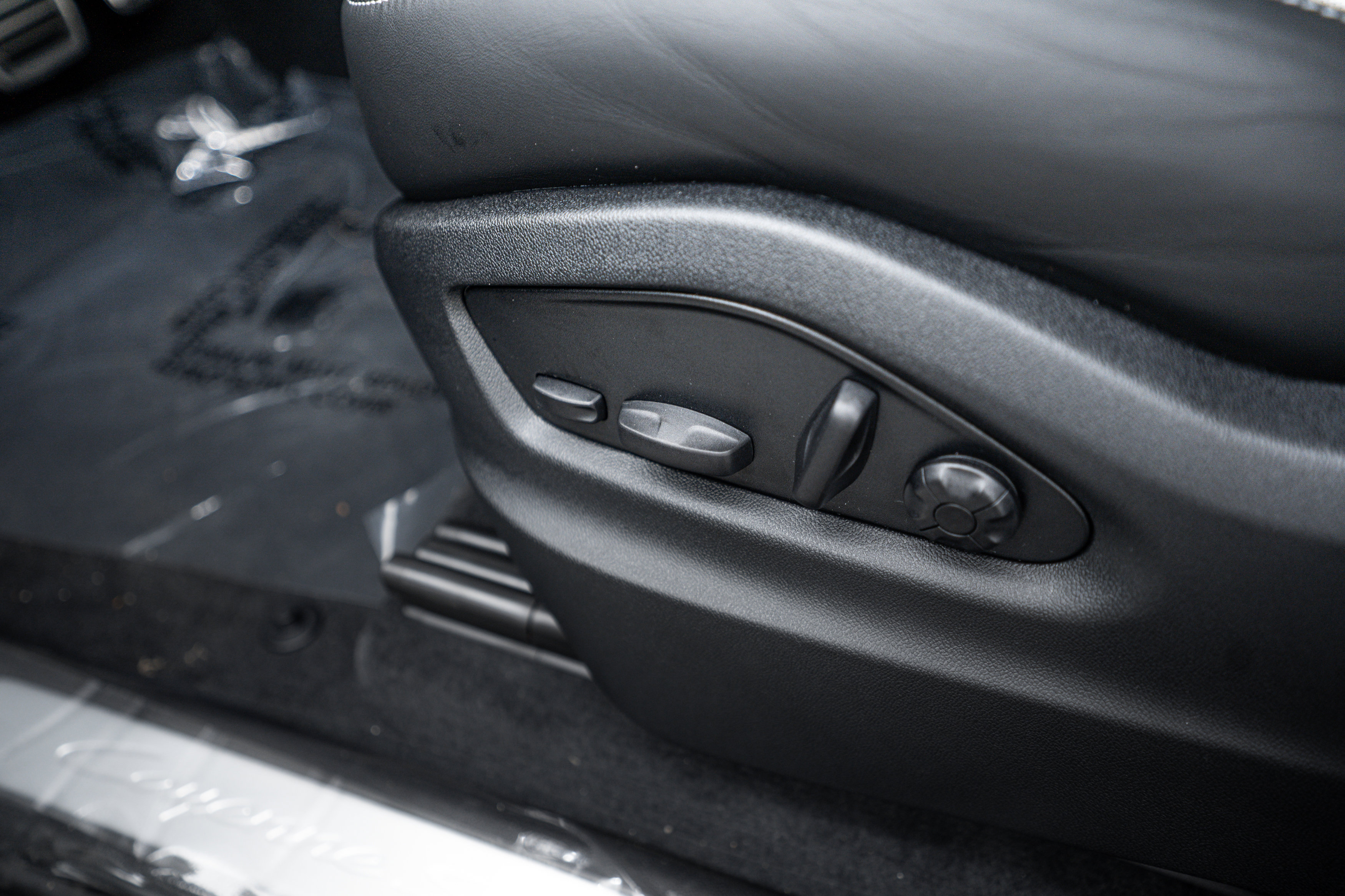 New 2026 Porsche Cayenne S image 20