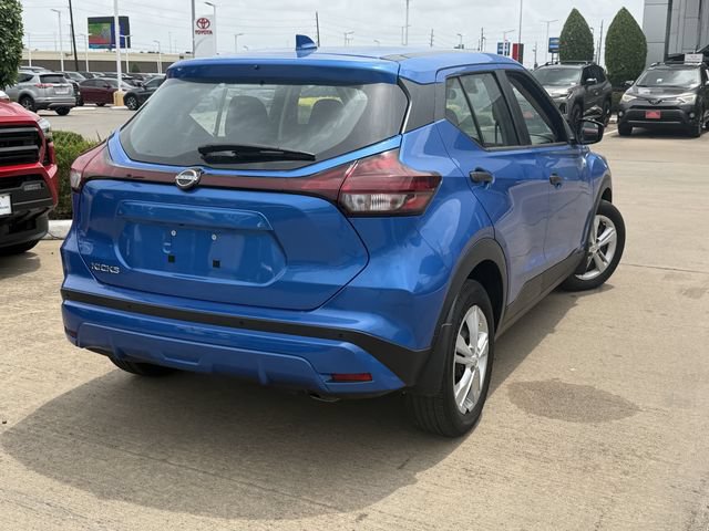 Used 2023 Nissan Kicks S FWD image 5