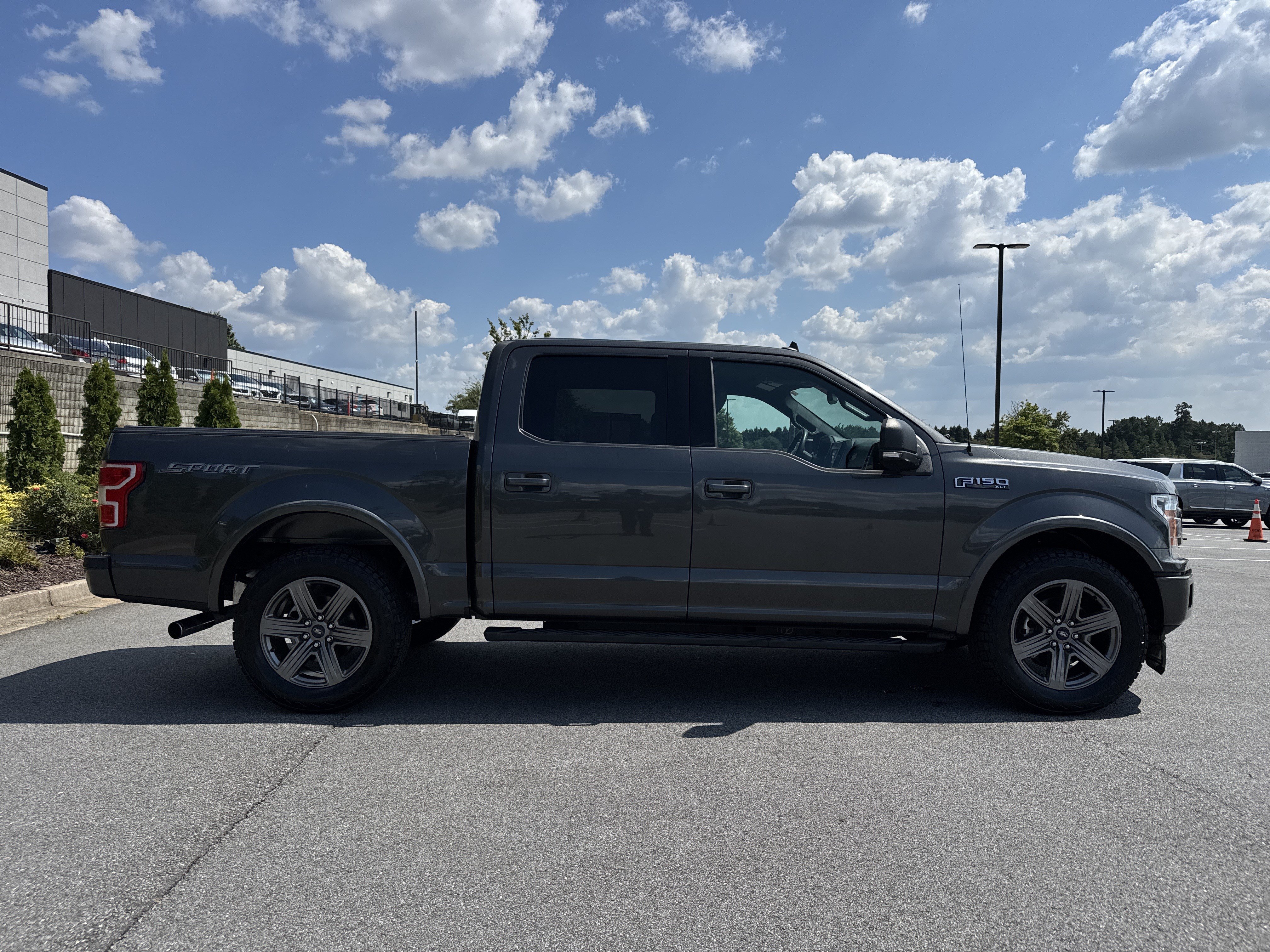 Used 2020 Ford F150 XLT w/ Equipment Group 302A Luxury RWD image 11