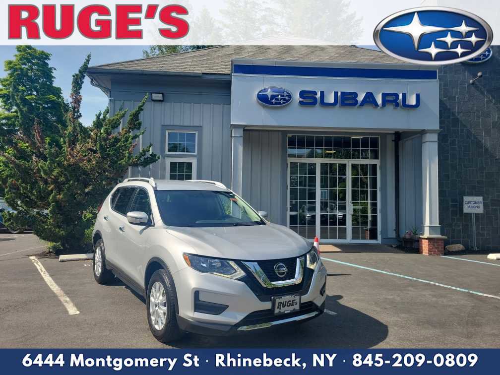 Used 2018 Nissan Rogue SV AWD/4WD image 1