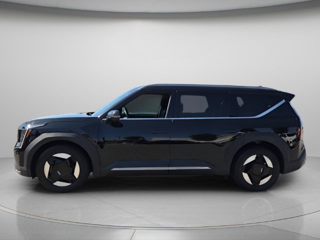 Used 2024 Kia EV9 Wind AWD/4WD image 3