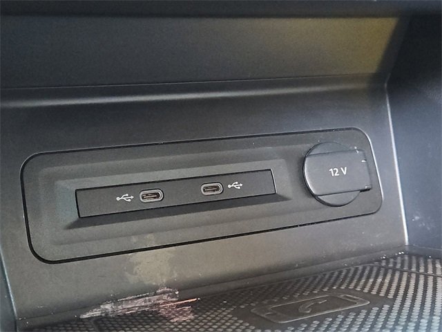 Used 2022 Volkswagen Atlas SEL Premium image 29