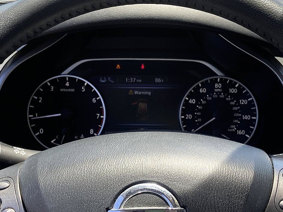 Used 2021 Nissan Murano SV FWD image 14