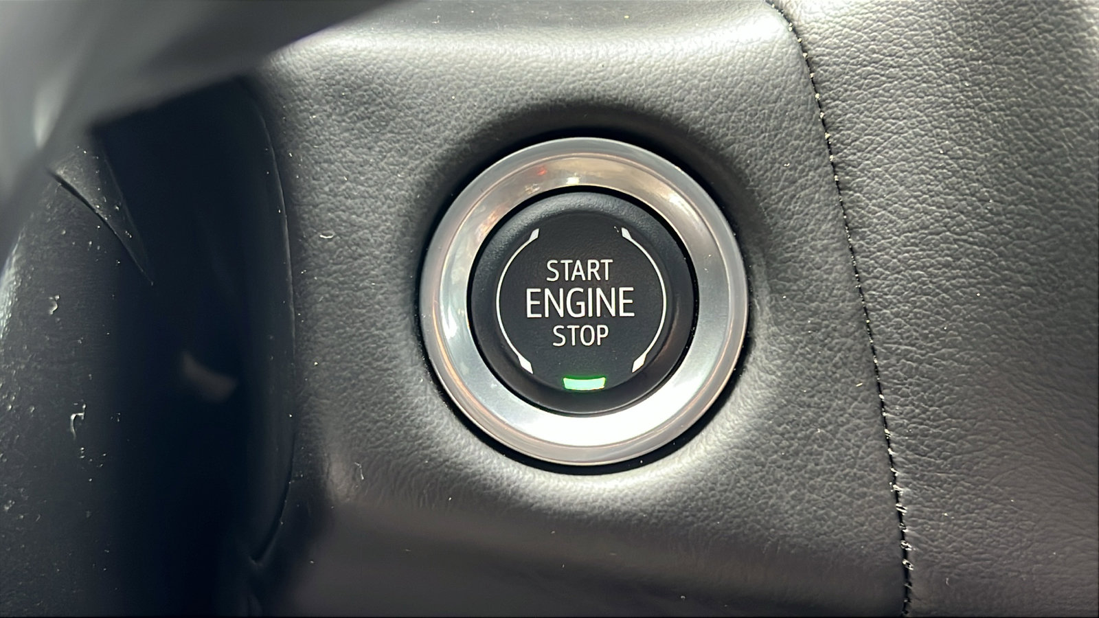 Certified 2024 Chevrolet Tahoe Premier AWD/4WD image 31