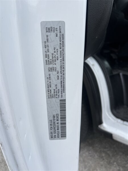Used 2024 RAM ProMaster 2500 FWD image 7
