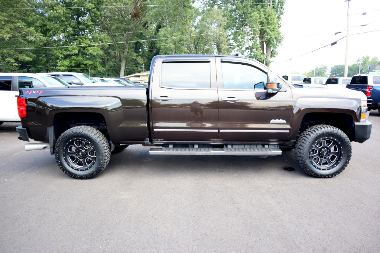 Used 2019 Chevrolet Silverado 2500 High Country w/ Duramax Plus Package image 4