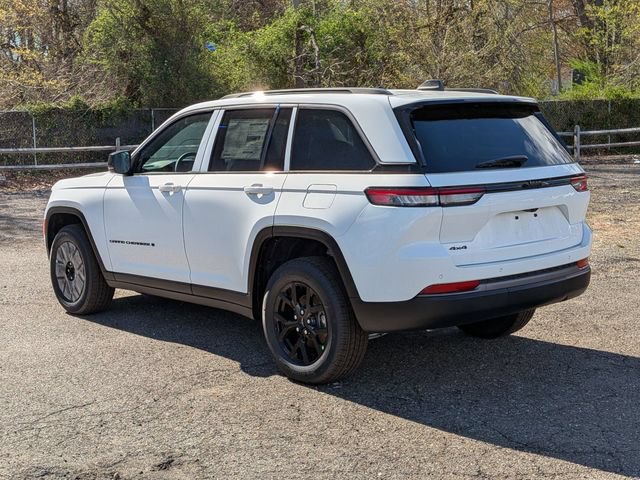 New 2026 Jeep Grand Cherokee Altitude AWD/4WD image 5