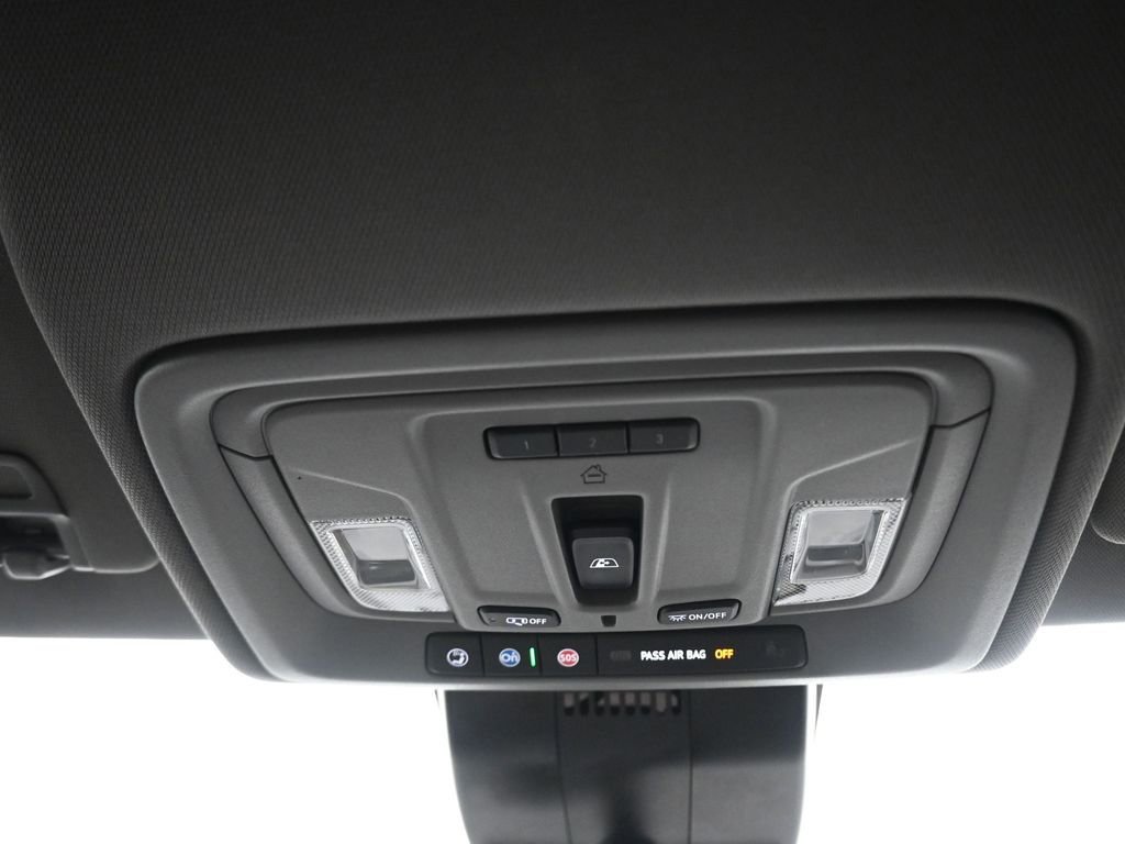 Used 2024 Chevrolet Silverado 1500 LT Trail Boss w/ Convenience Package II image 31