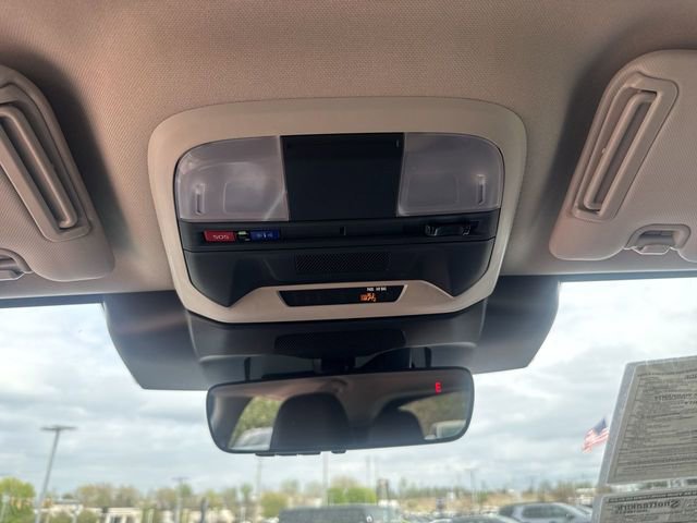 Used 2025 Subaru Crosstrek 2.0i Premium image 25