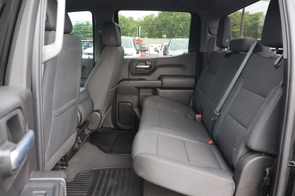 Used 2022 Chevrolet Silverado 1500 Custom Trail Boss AWD/4WD image 16