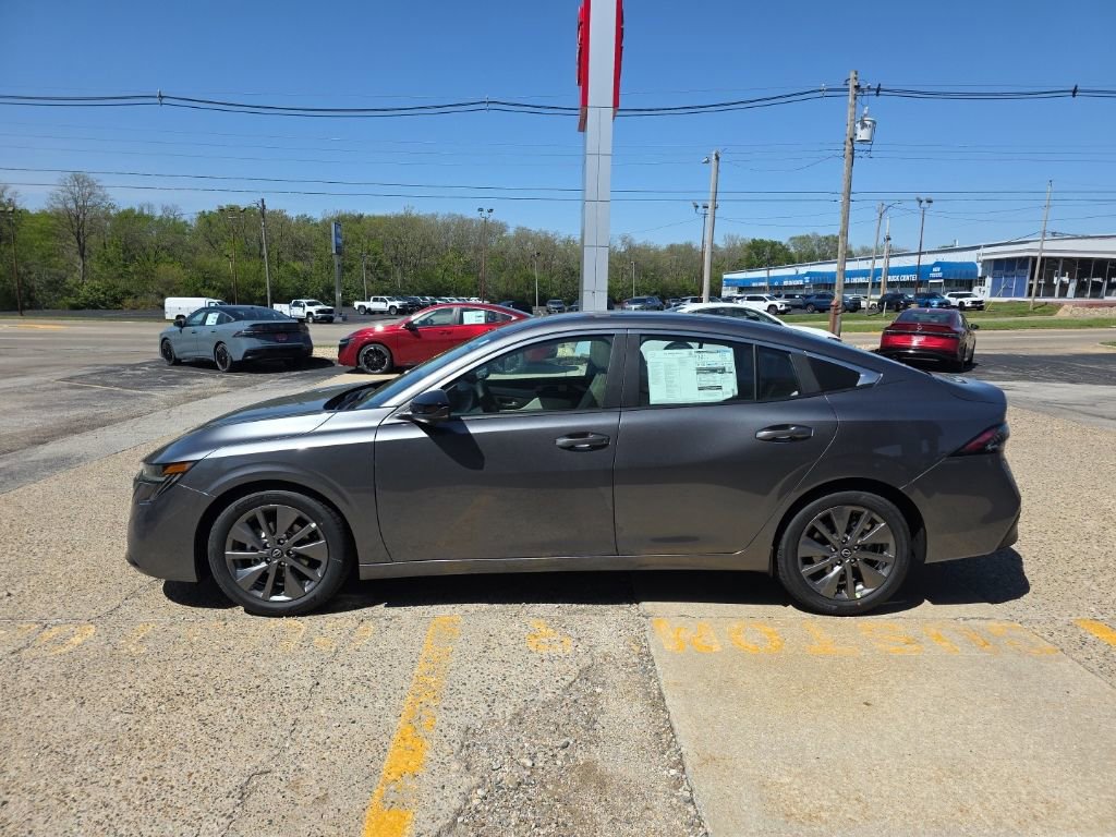 New 2026 Nissan Sentra SL FWD image 8