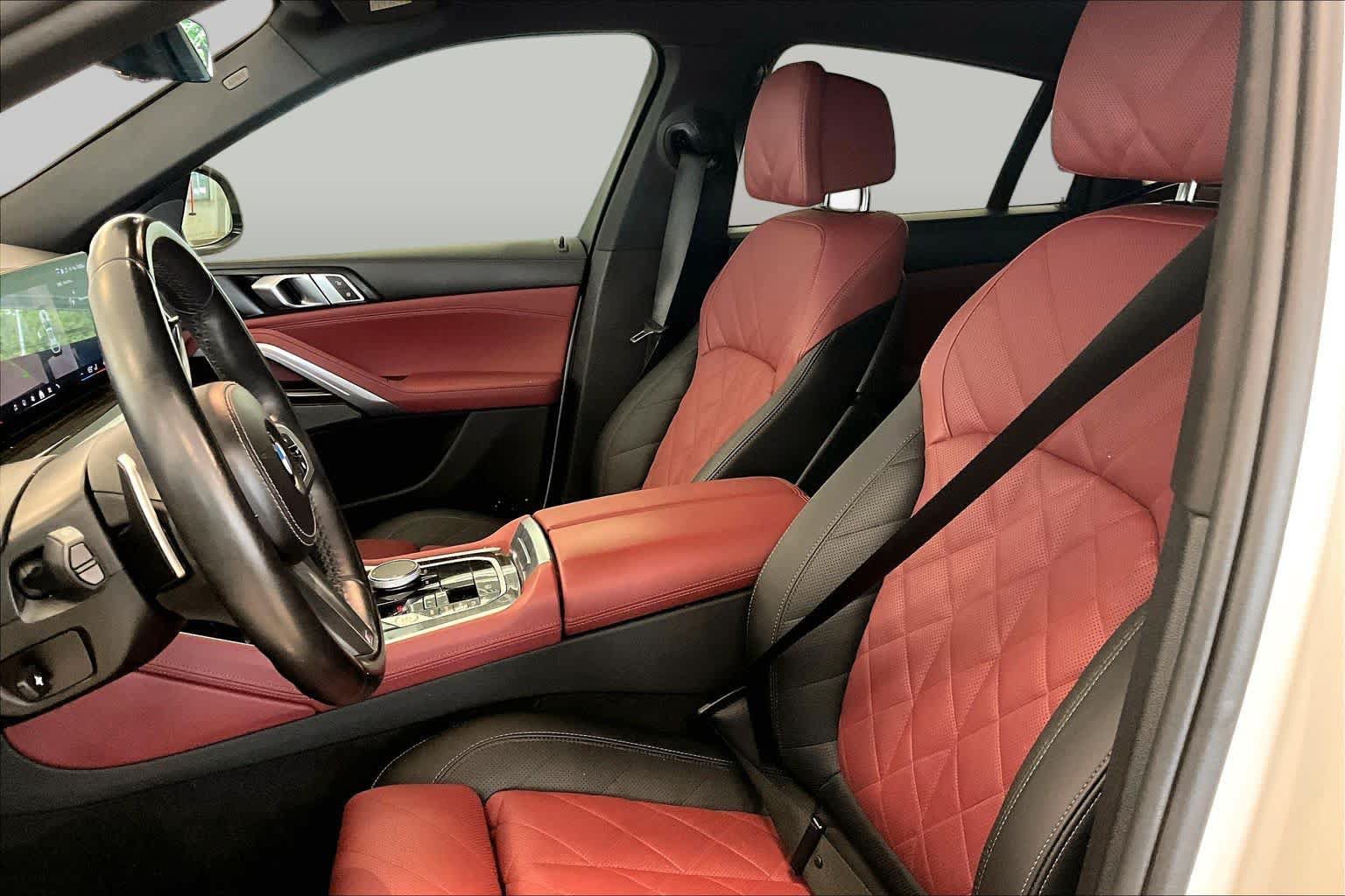 Used 2024 BMW X6 xDrive40i w/ Premium Package AWD/4WD image 7