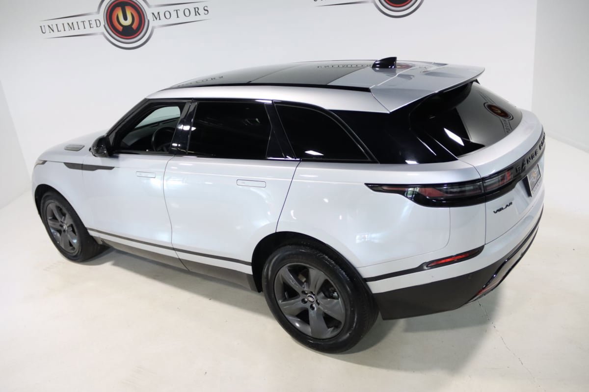 Used 2025 Land Rover Range Rover Velar Dynamic SE AWD/4WD image 12