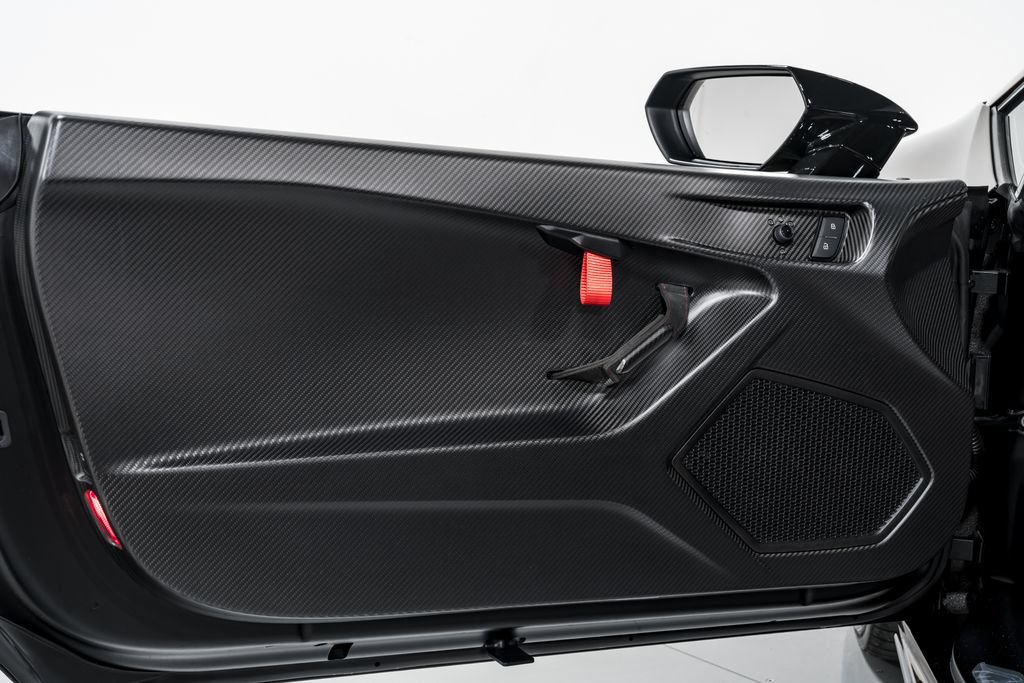 Used 2024 Lamborghini Huracan Tecnica RWD image 9