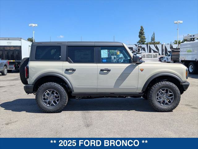 New 2025 Ford Bronco Badlands AWD/4WD image 6