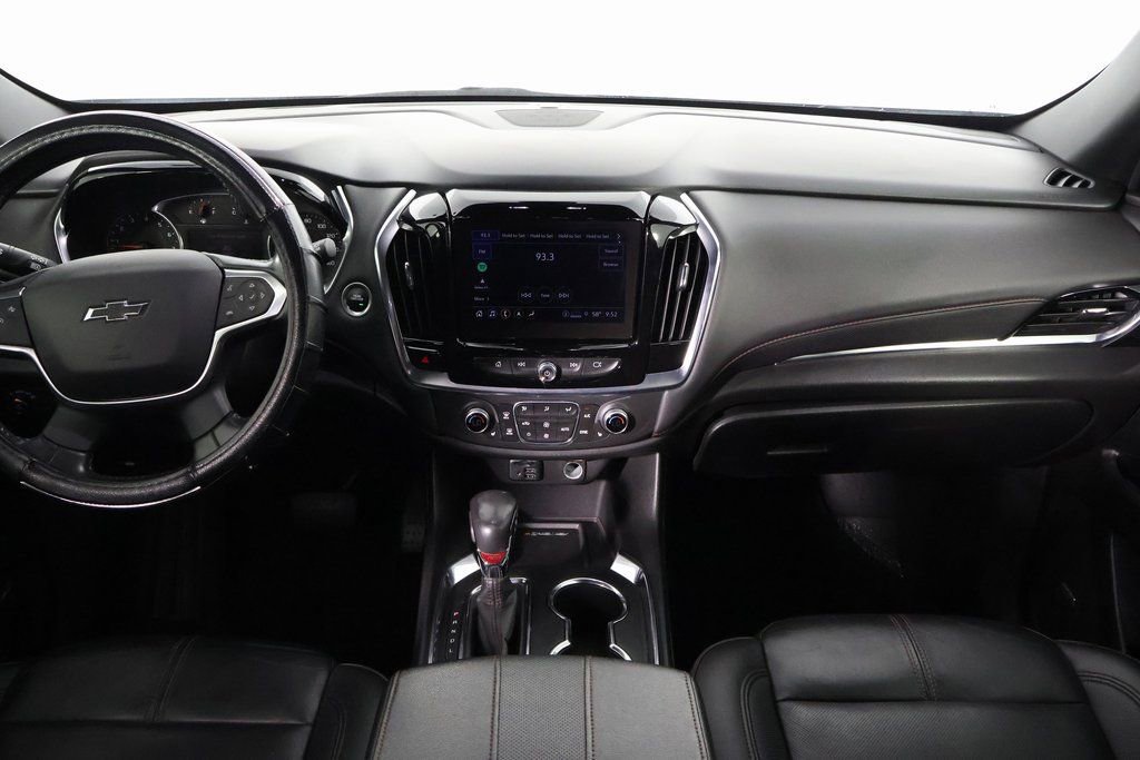 Used 2022 Chevrolet Traverse RS image 6