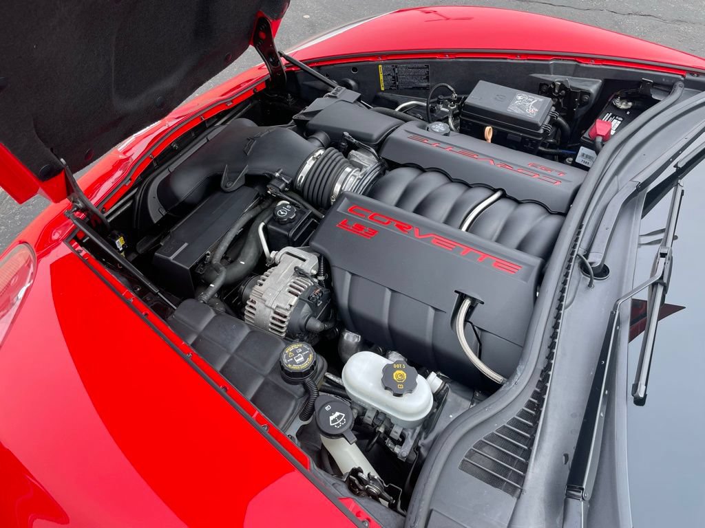 Used 2010 Chevrolet Corvette Grand Sport RWD image 36