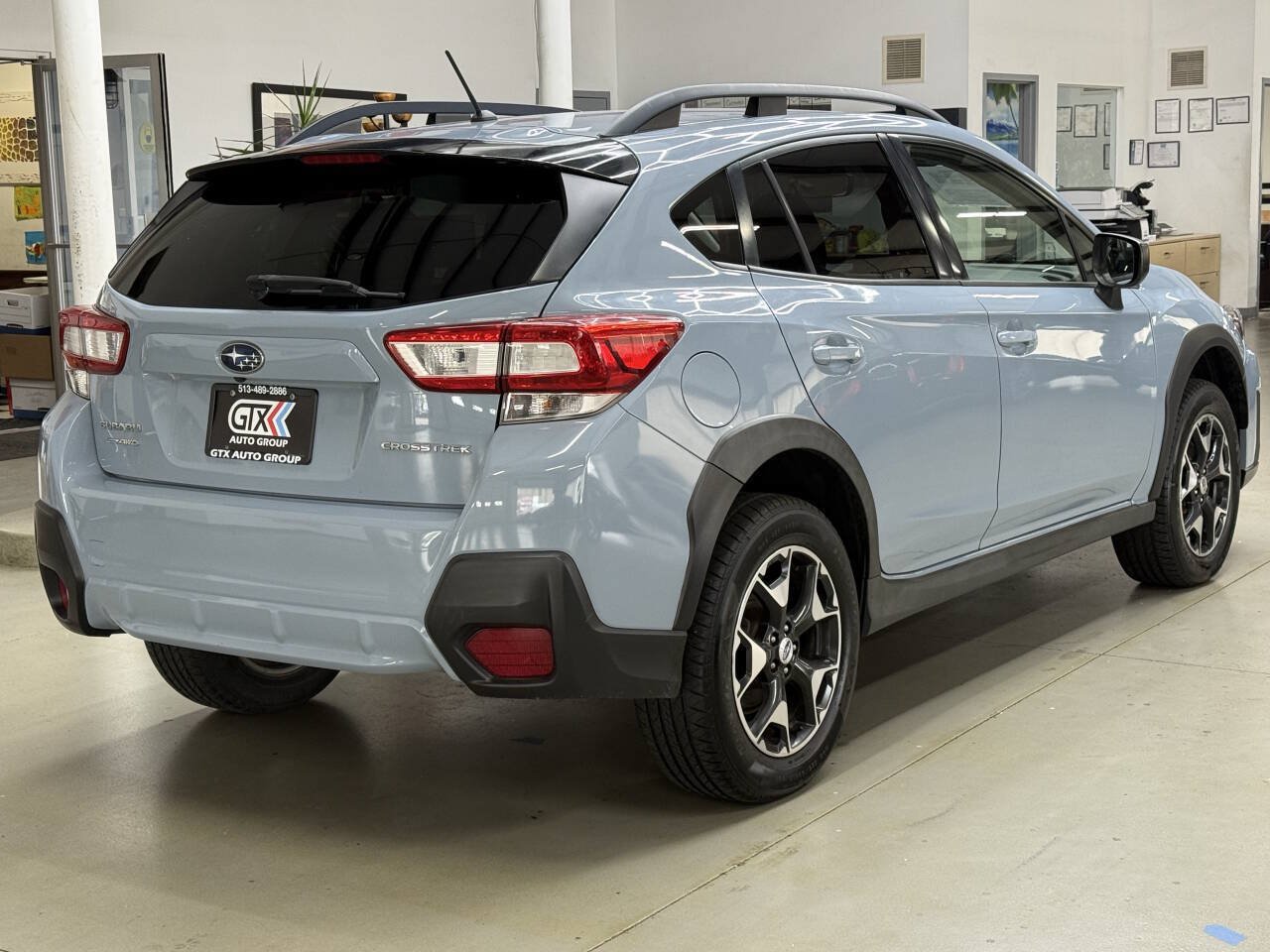 Used 2018 Subaru Crosstrek 2.0i AWD/4WD image 2