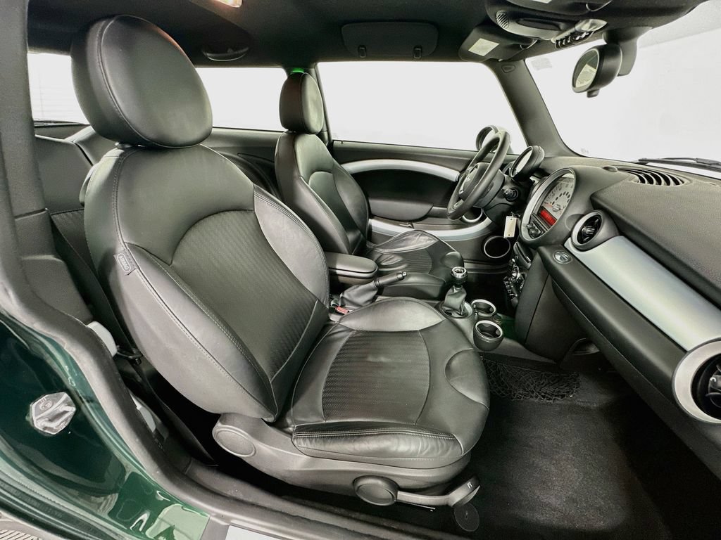 Used 2013 MINI Cooper S FWD image 25