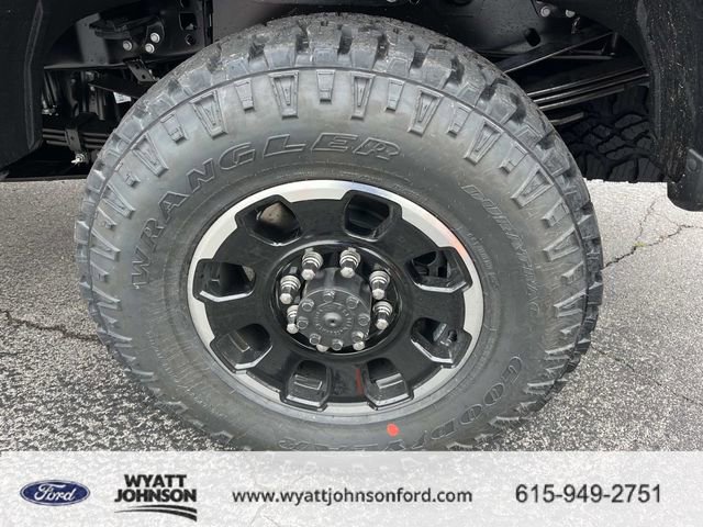 New 2026 Ford F250 Platinum w/ Tremor Off-Road Package image 11