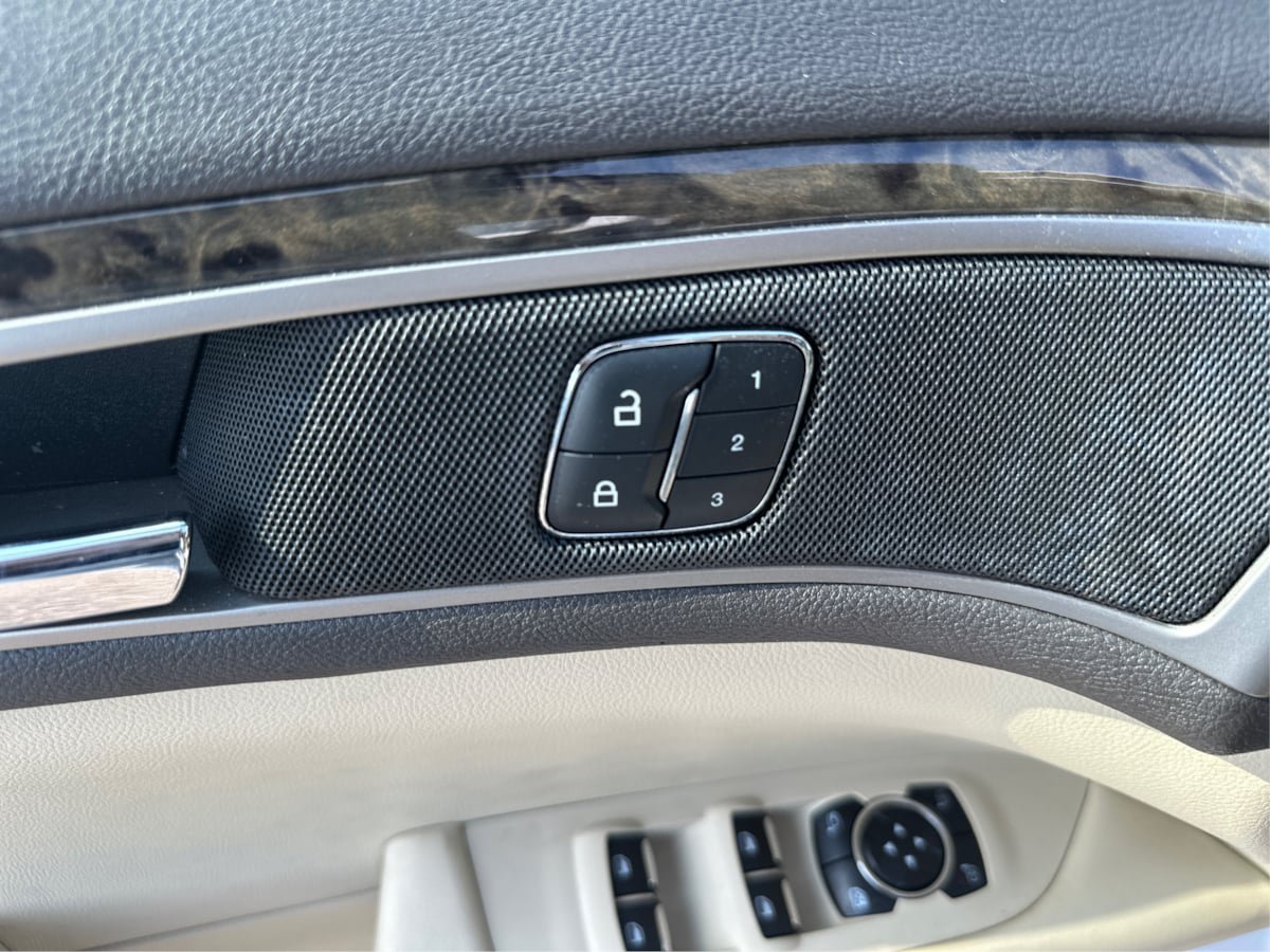 Used 2015 Lincoln MKZ AWD w/ Equipment Group 102A Reserve image 11