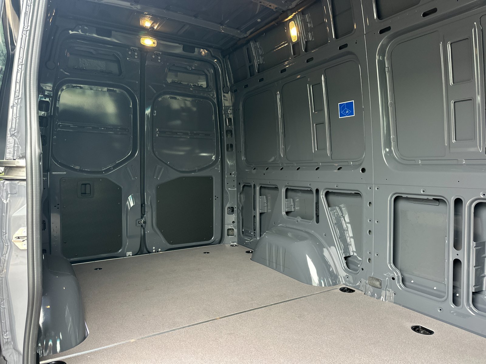 Used 2026 Mercedes-Benz Sprinter 2500 image 15