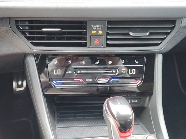Used 2025 Volkswagen Jetta GLI Autobahn image 17