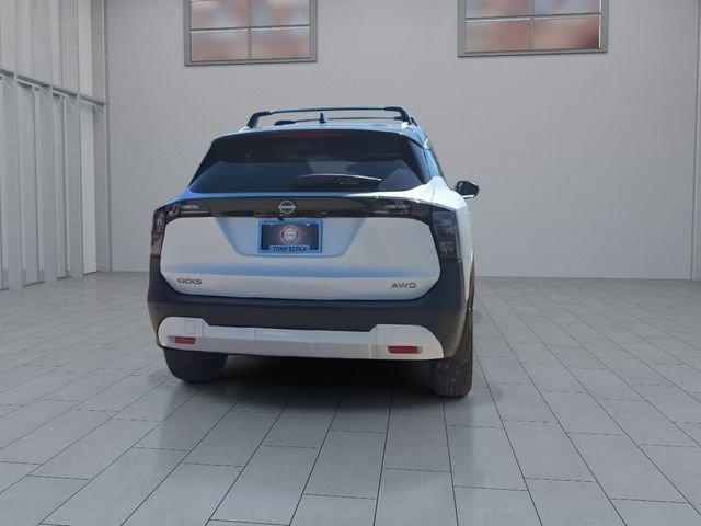 New 2026 Nissan Kicks SV w/ SV Premium Package image 7