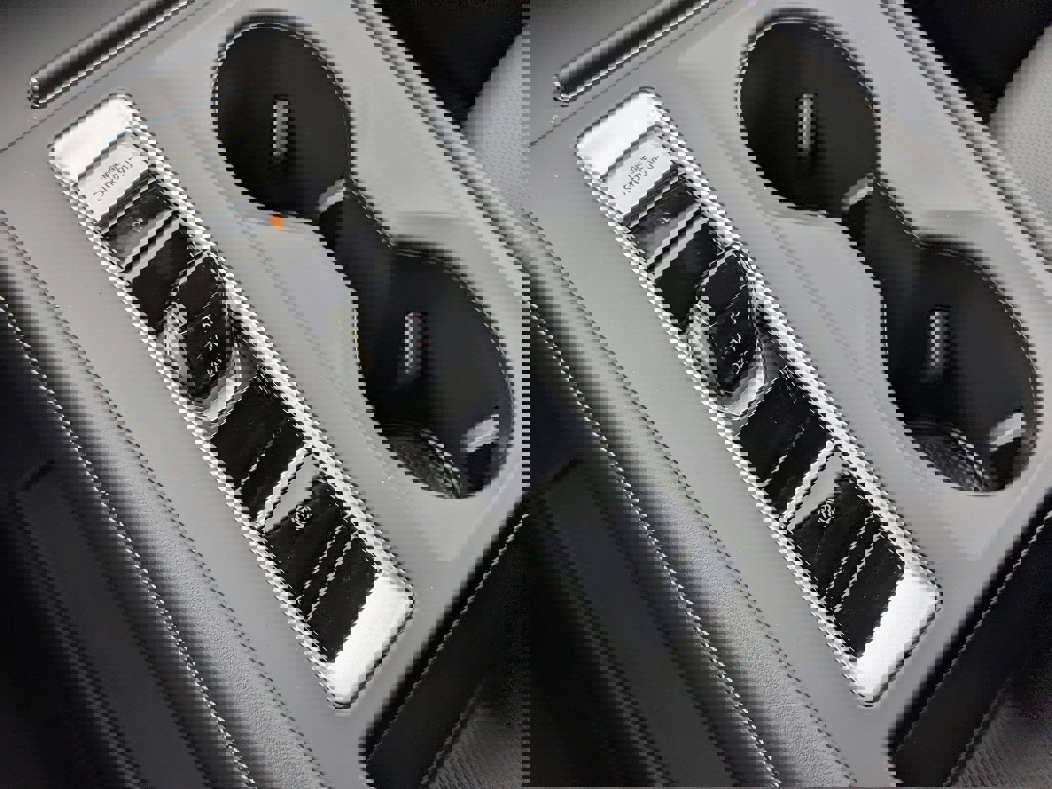 New 2026 Volkswagen Atlas SE image 24