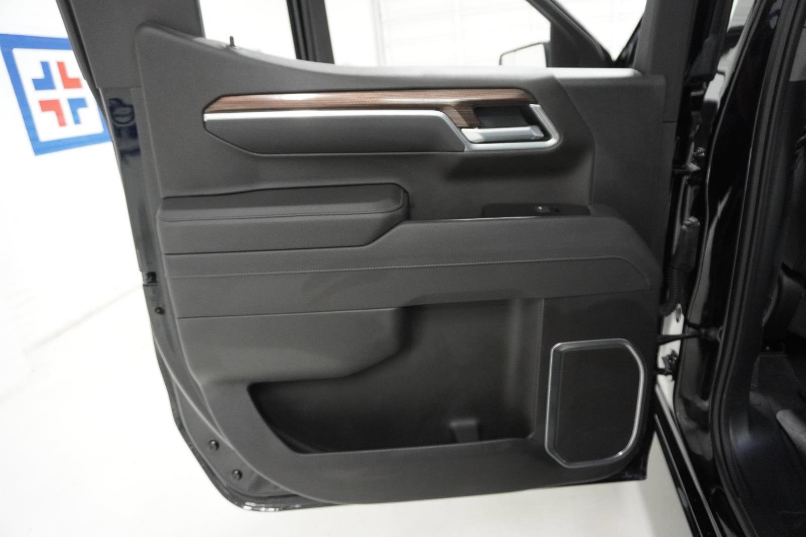 Used 2025 Chevrolet Silverado 1500 RST w/ Texas Edition Plus image 29