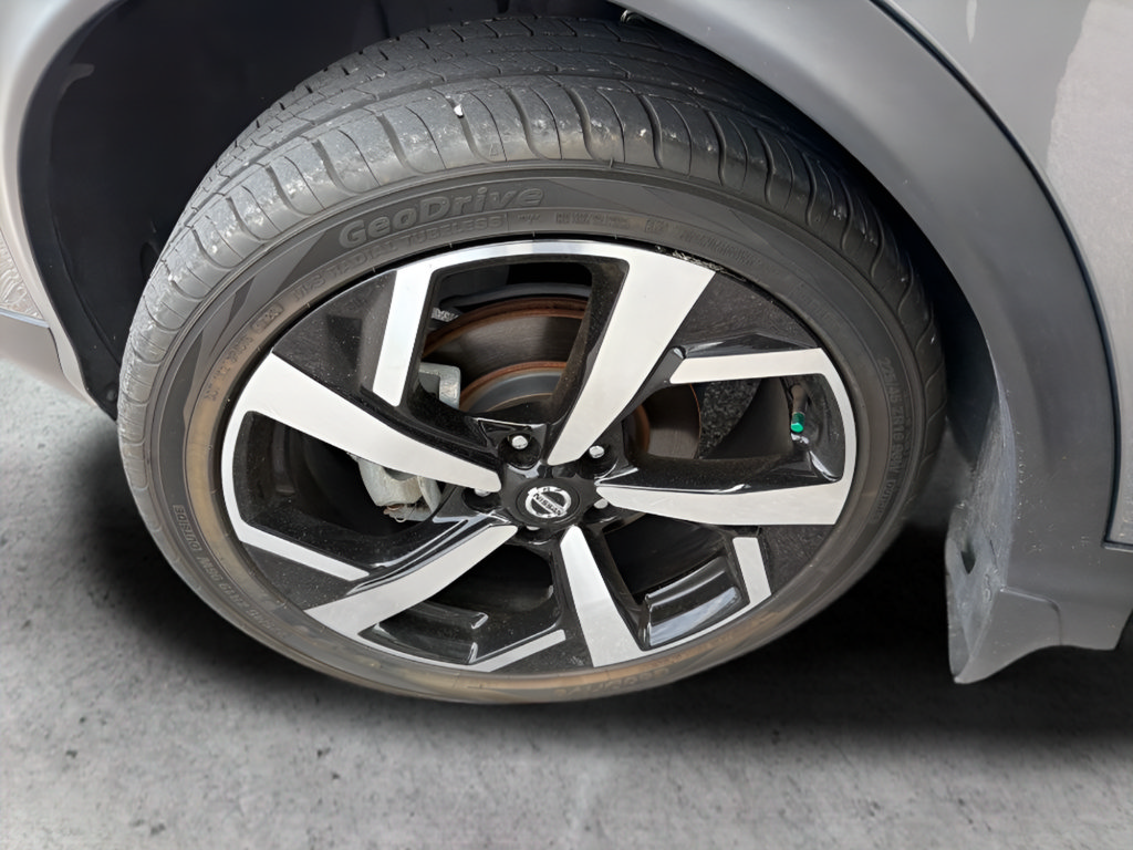 Used 2022 Nissan Rogue Sport SL AWD/4WD image 50