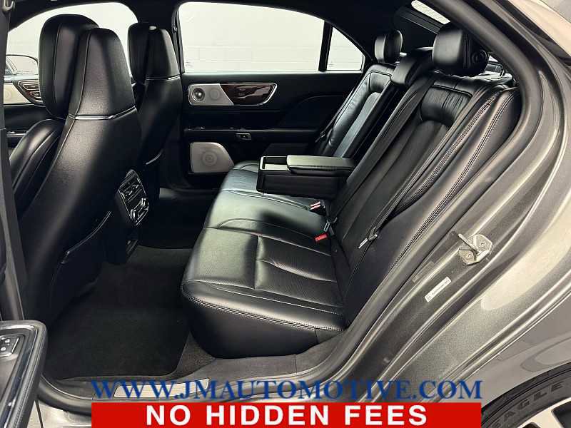 Used 2019 Lincoln Continental Reserve AWD/4WD image 15