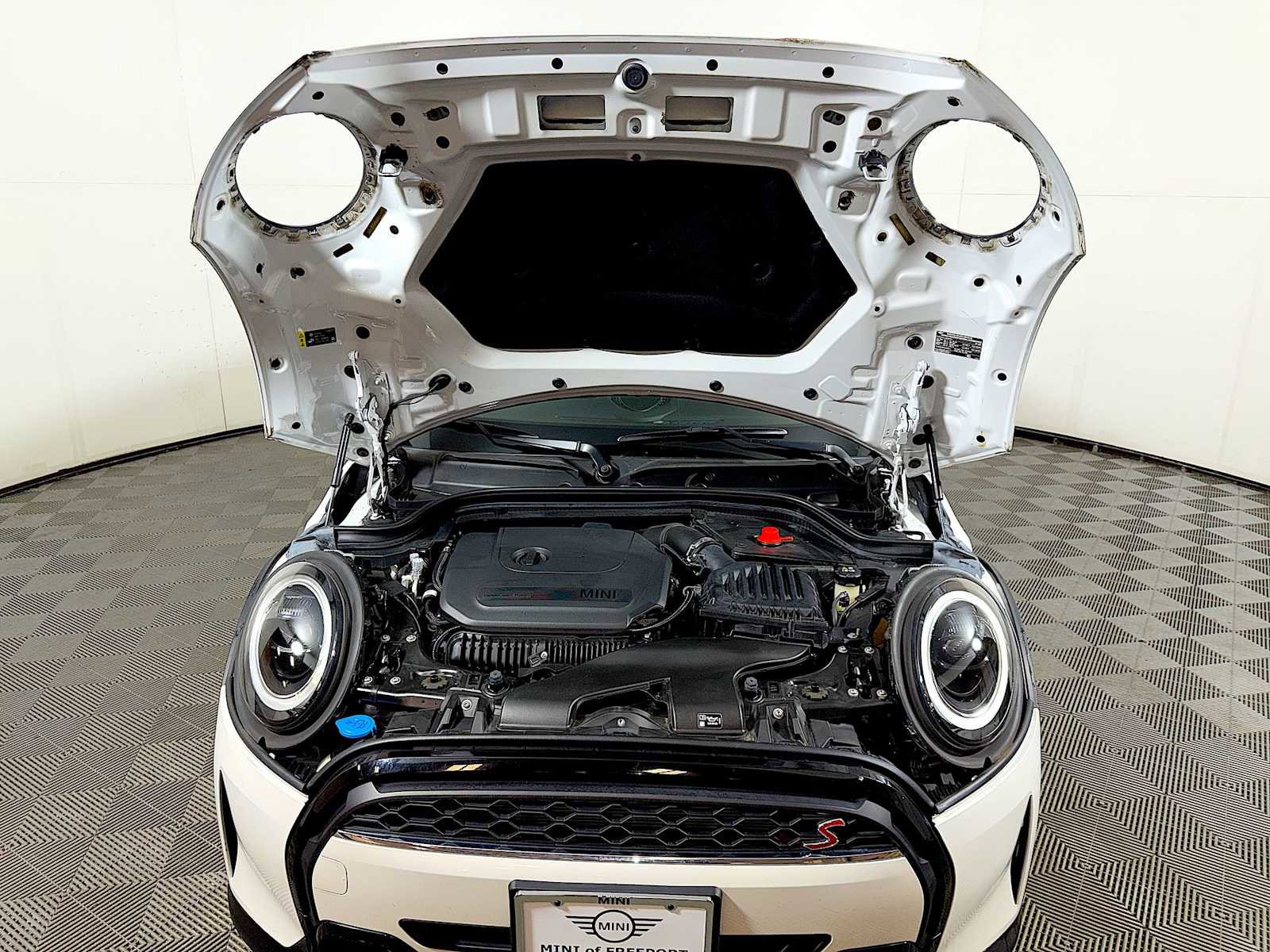 Used 2023 MINI Cooper S image 31