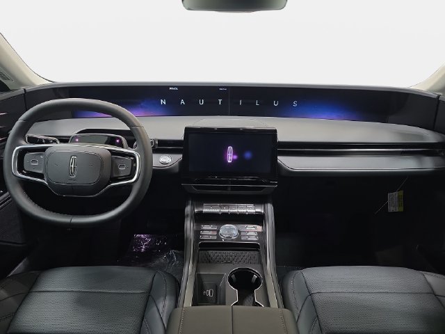 New 2026 Lincoln Nautilus Premier w/ Equipment Group 102A AWD/4WD image 9