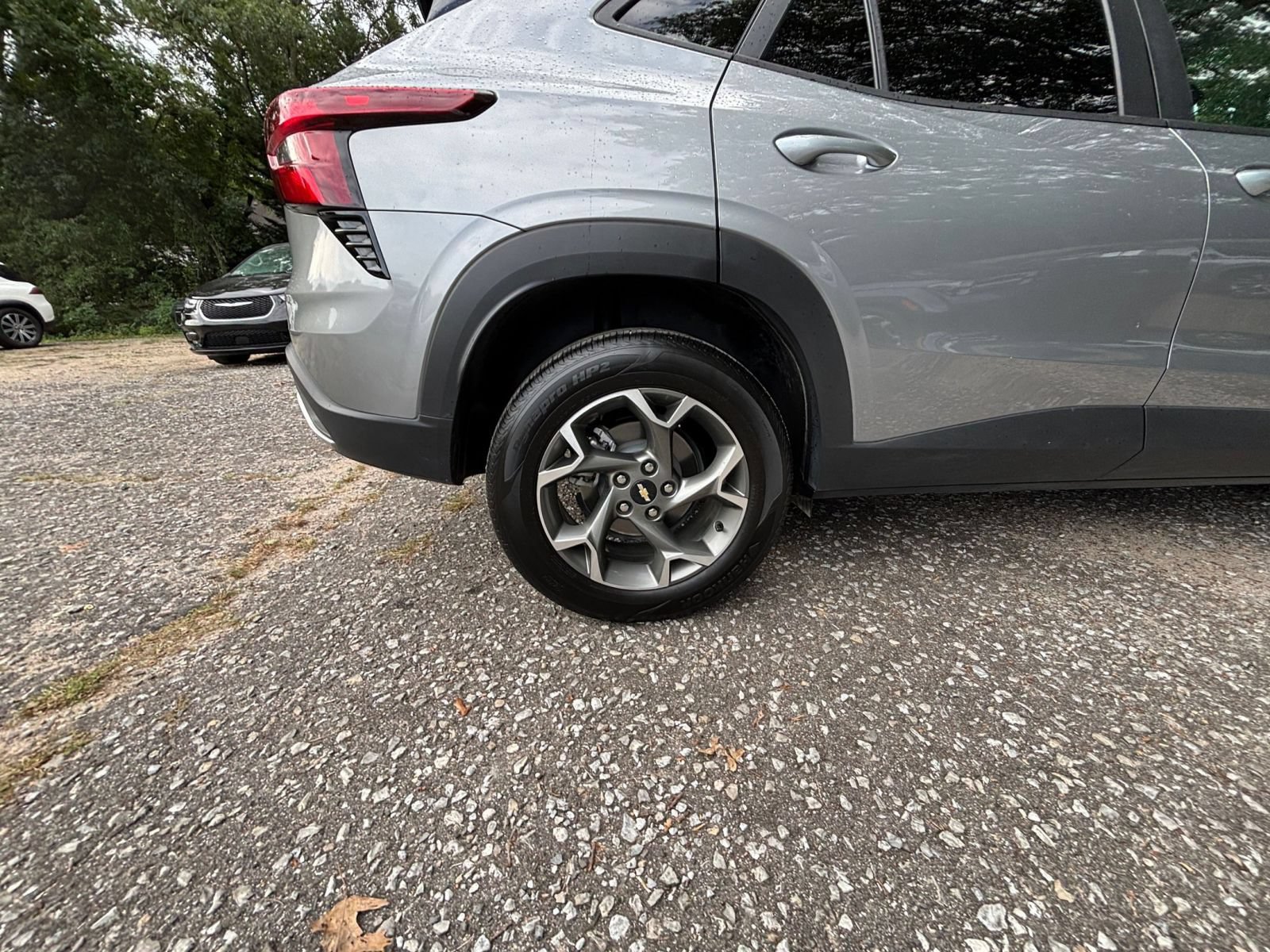 Used 2025 Chevrolet Trax LT w/ LT Convenience Package FWD image 15