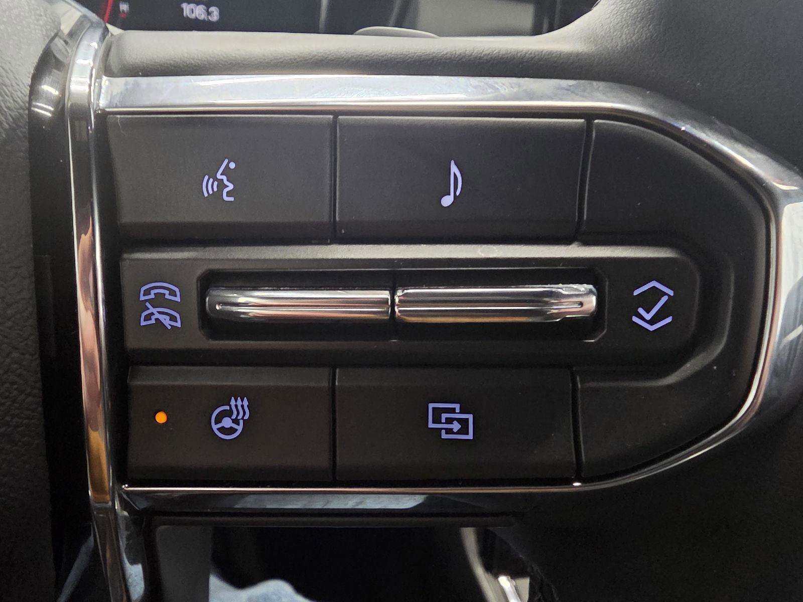 Used 2025 GMC Terrain Elevation image 6