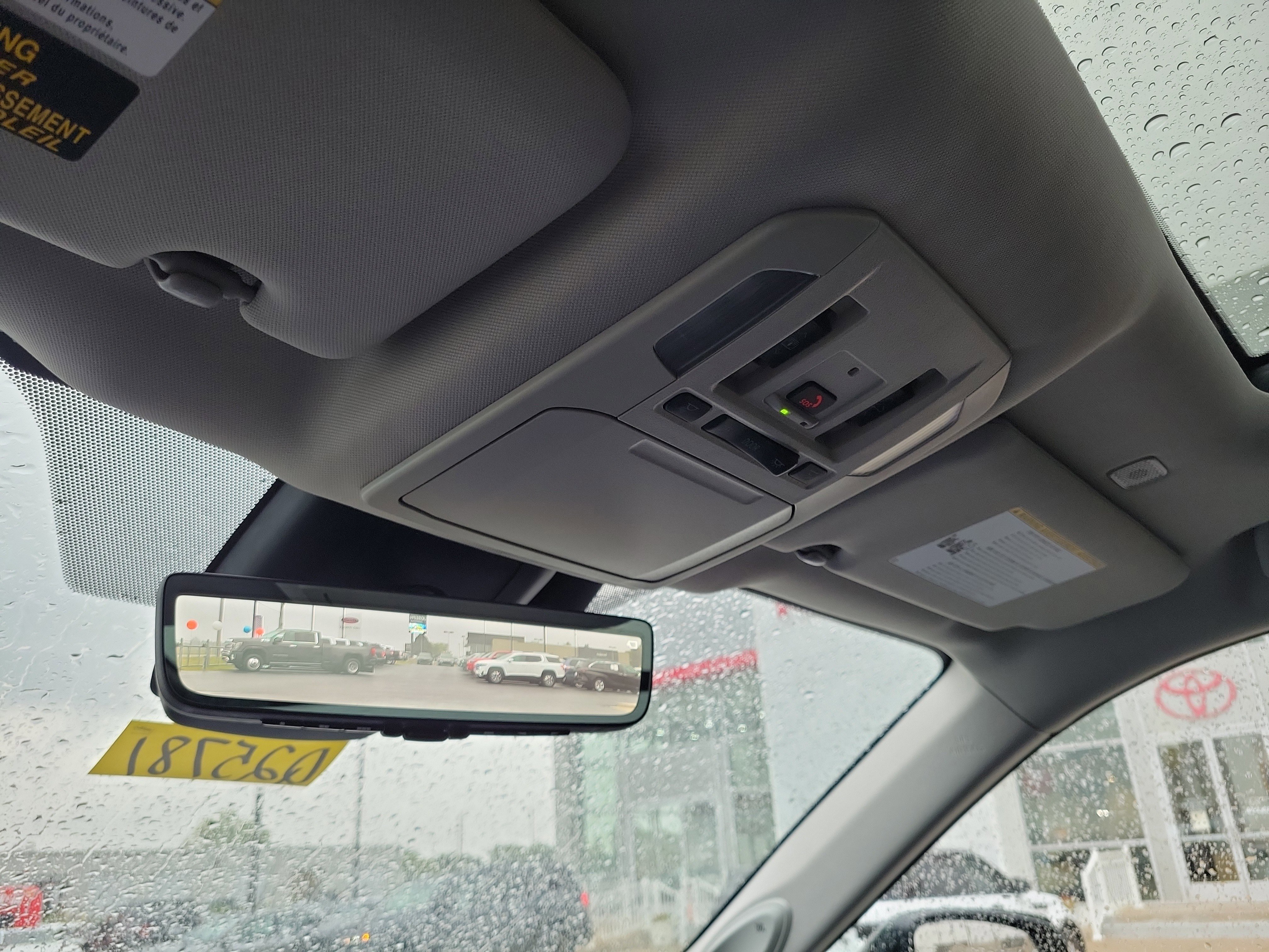 New 2025 Toyota Highlander Platinum image 30