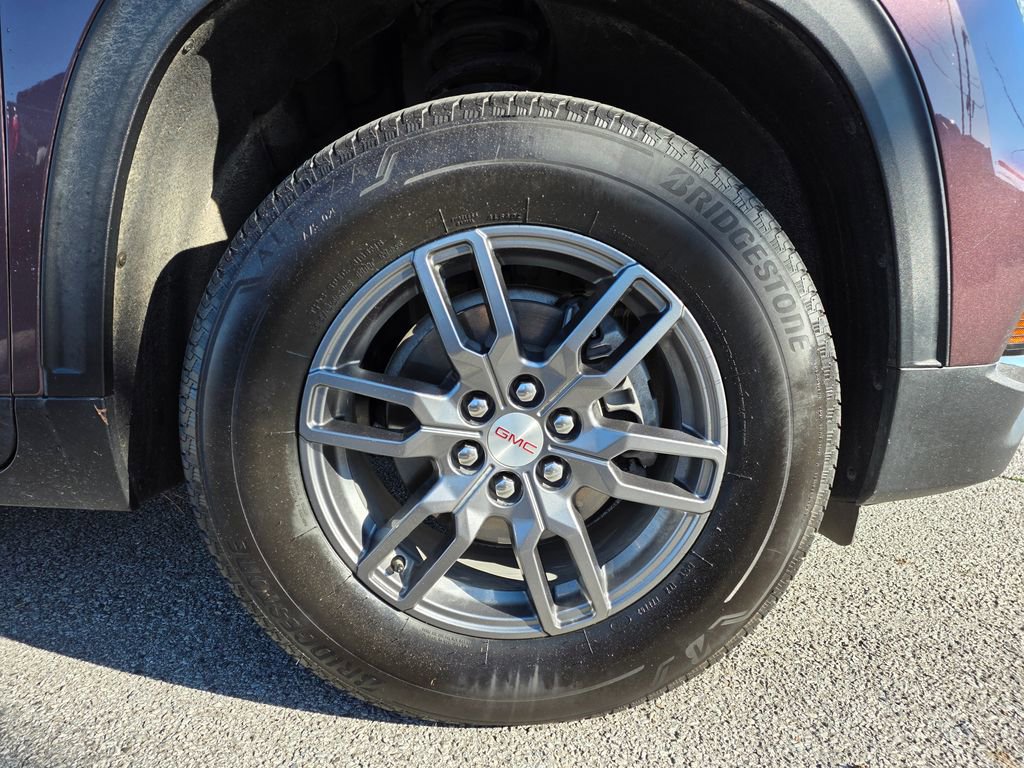 Used 2025 GMC Acadia Elevation image 32