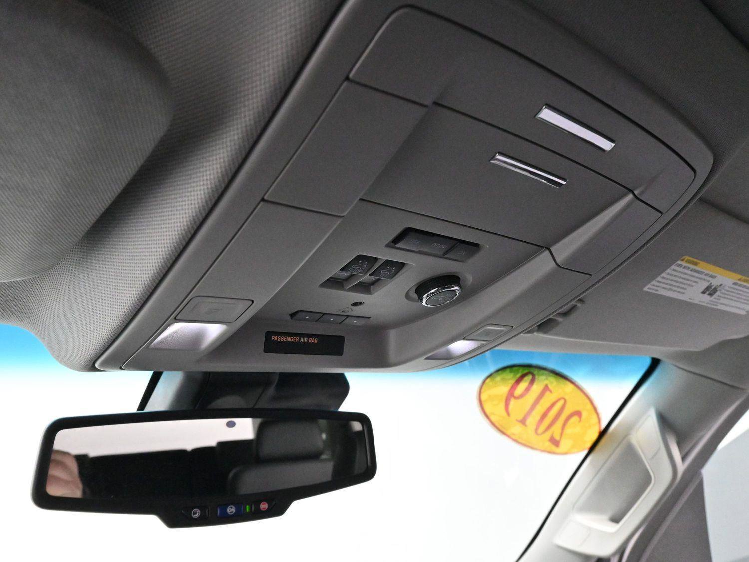 Used 2019 Chevrolet Suburban Premier AWD/4WD image 30