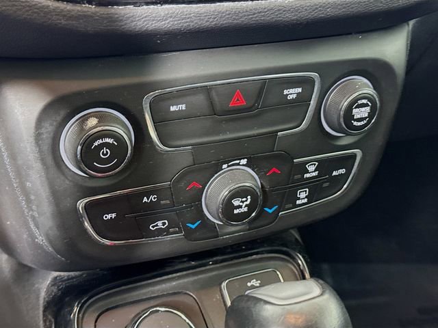 Used 2018 Jeep Compass Limited w/ Navigation Group image 15
