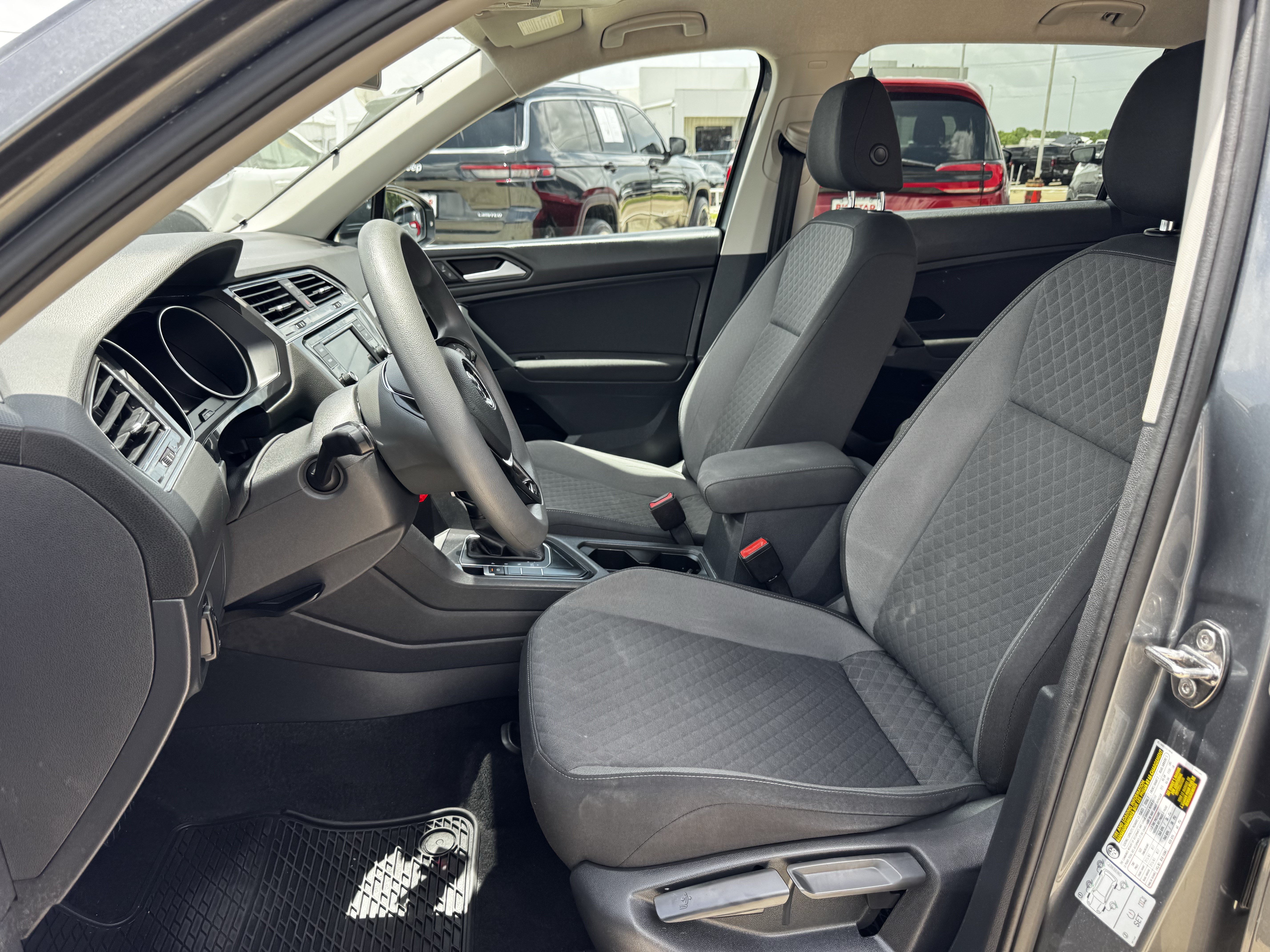 Used 2019 Volkswagen Tiguan S FWD image 26