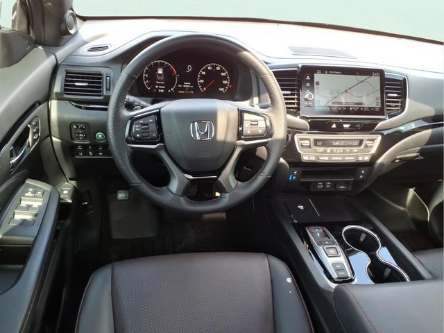 Used 2024 Honda Ridgeline Black Edition image 15