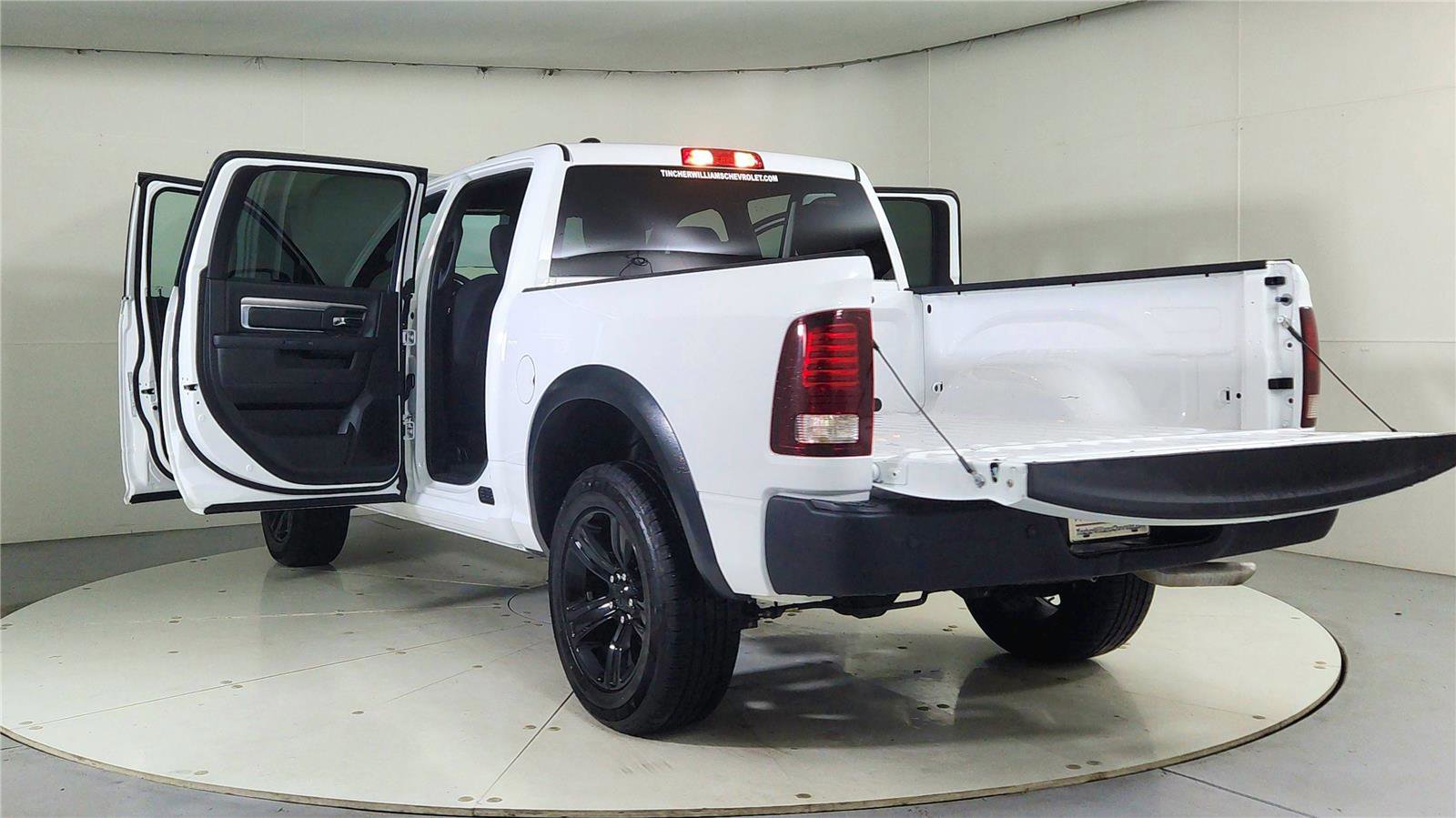 Used 2024 RAM 1500 Classic Warlock image 11