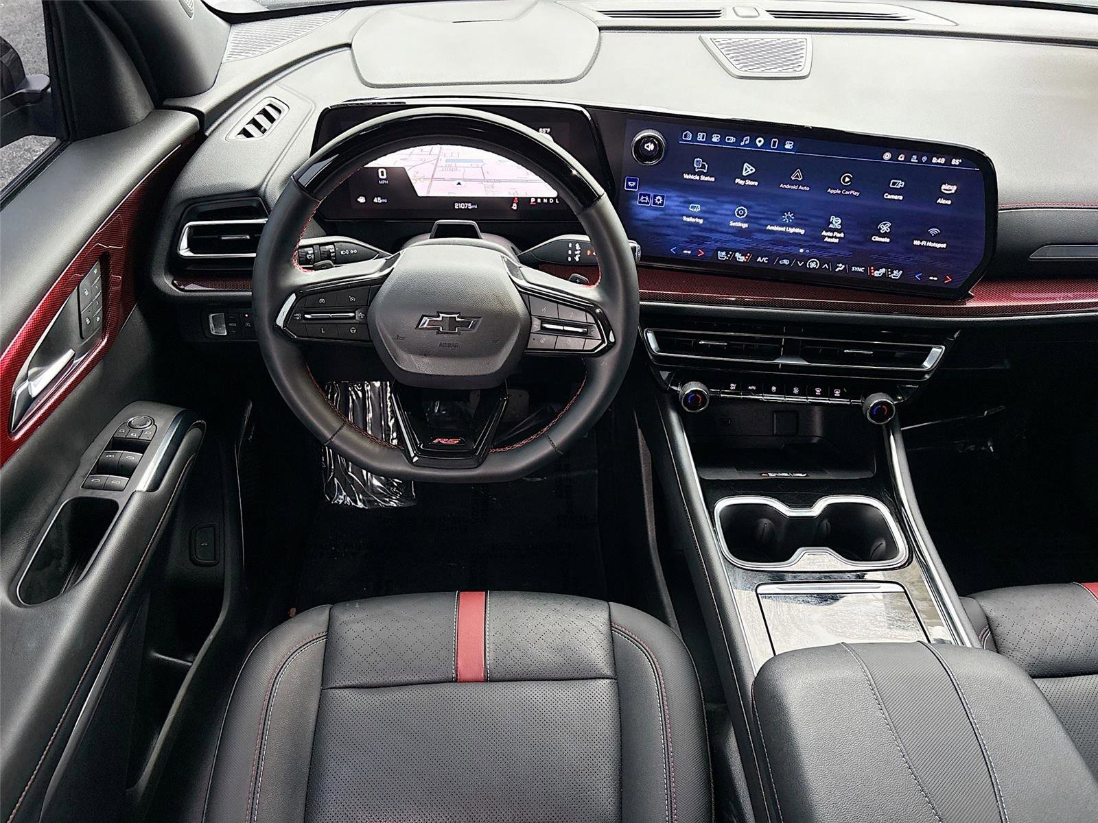 Used 2024 Chevrolet Traverse RS image 27