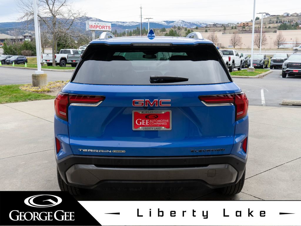 Used 2026 GMC Terrain Elevation w/ Elevation Premium Package image 6